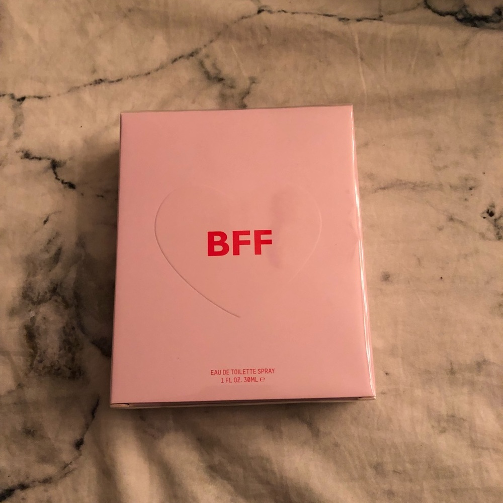 KKW FRAGRANCE limited edition BFF!